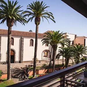 https://la-laguna-treasure-exclusiveness-prime-location.adeje-hotels.com